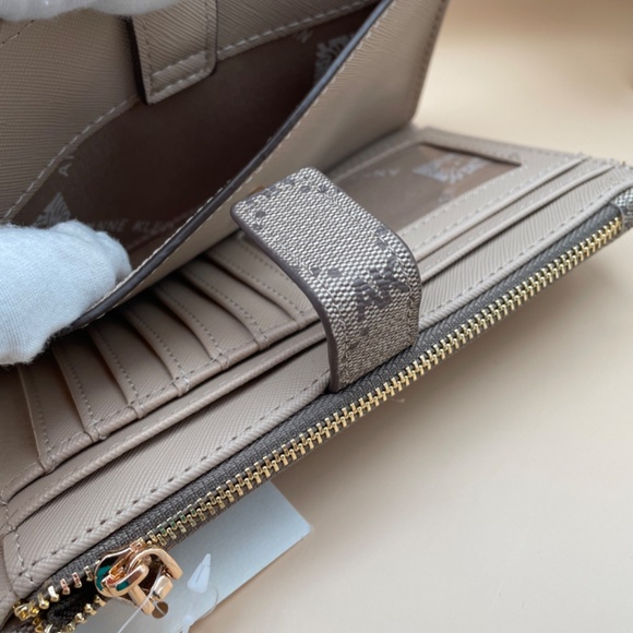 Anne Klein Logo Wristlet, Sesame Color, Full-Sized Wallet NWT - Picture 7 of 14